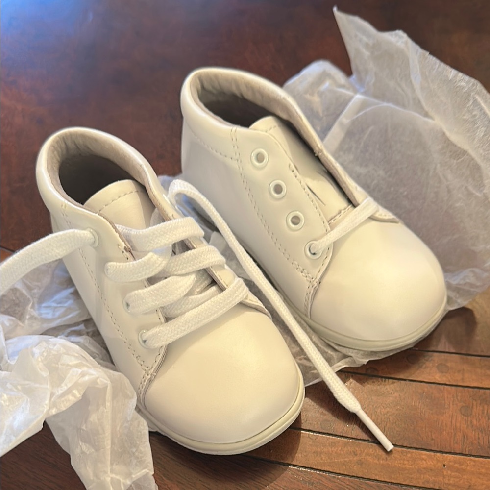 Footmates Angel 6000 White Shoes